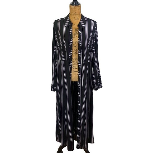 TORRID Open Front Challis Striped Maxi Kimono Duster - Picture 3 of 16